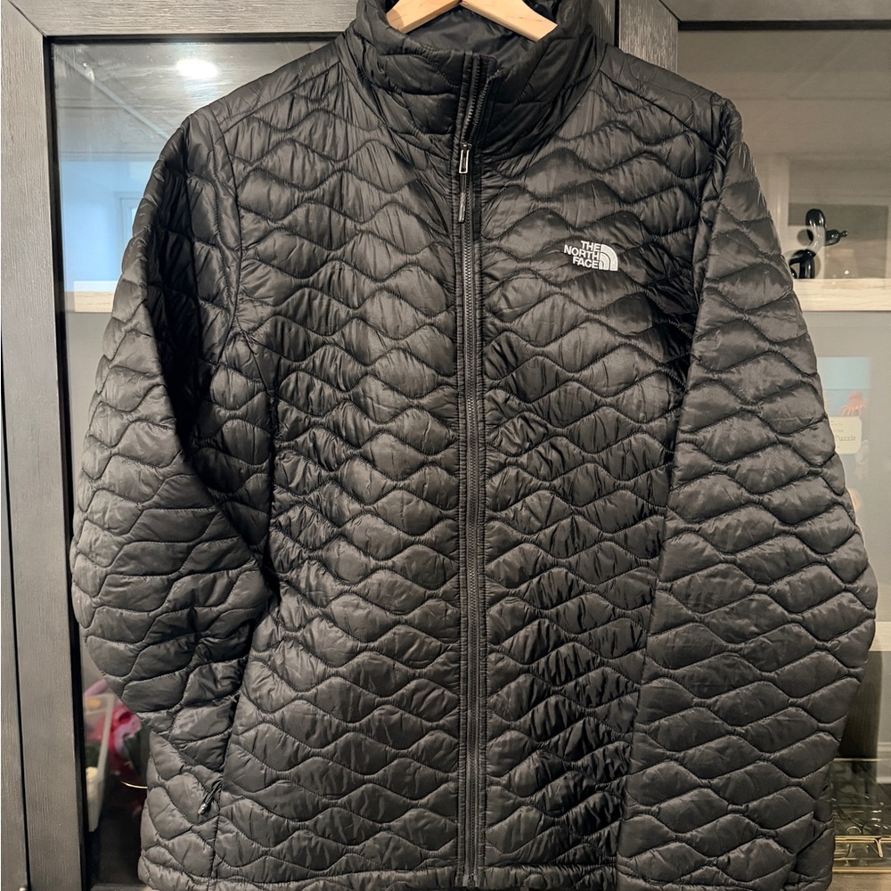 The North Face WOMANS XXL Black THERMOBALL Jacket